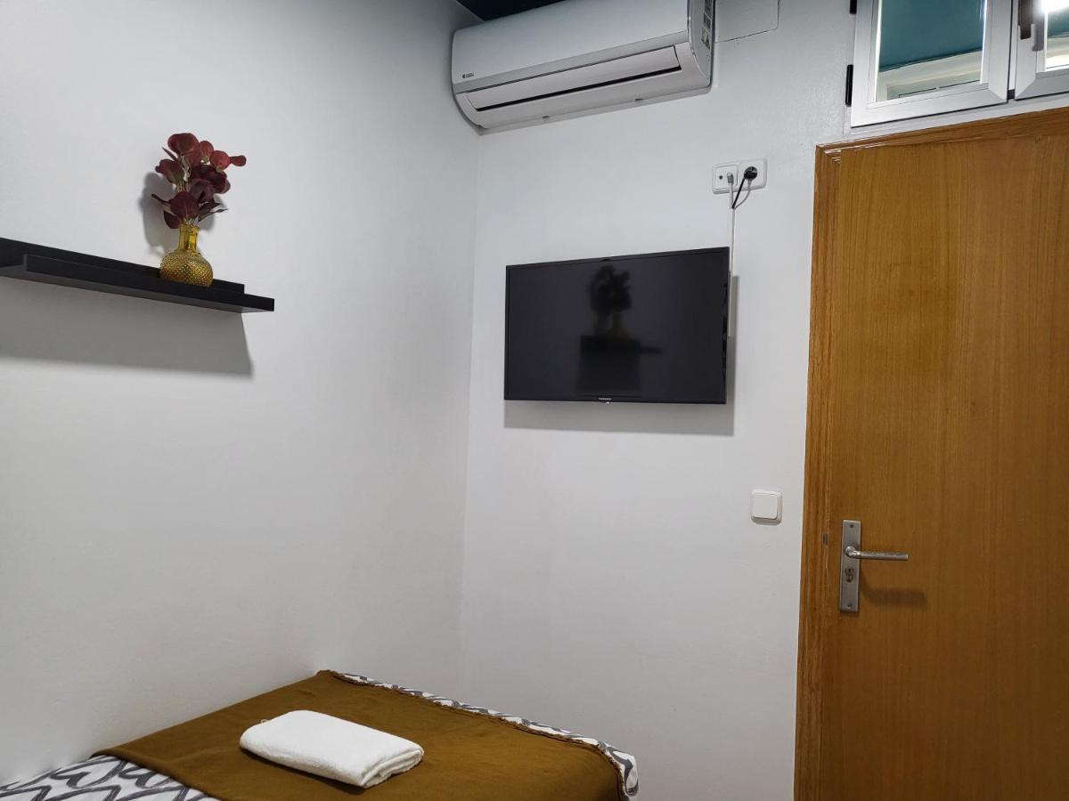 M-A Catrachos Rooms مدريد المظهر الخارجي الصورة