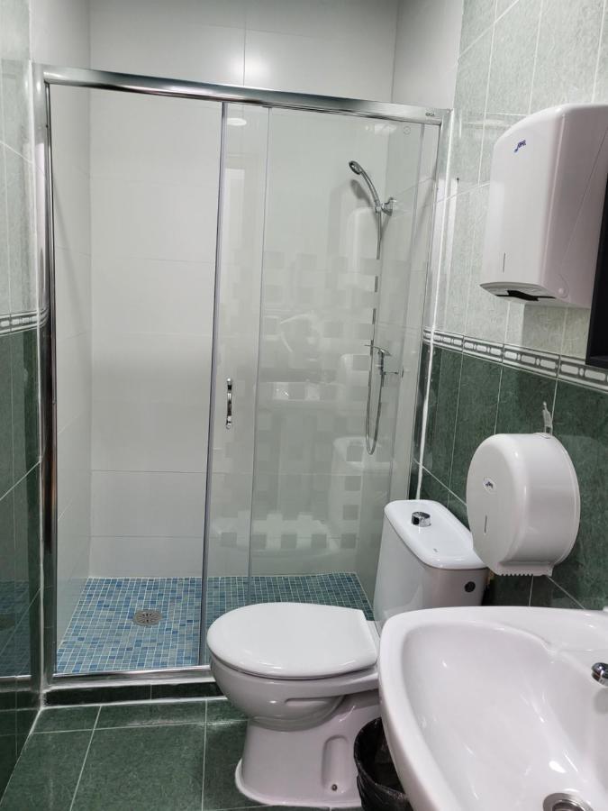 M-A Catrachos Rooms مدريد المظهر الخارجي الصورة