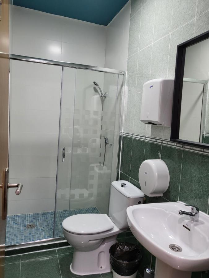 M-A Catrachos Rooms مدريد المظهر الخارجي الصورة