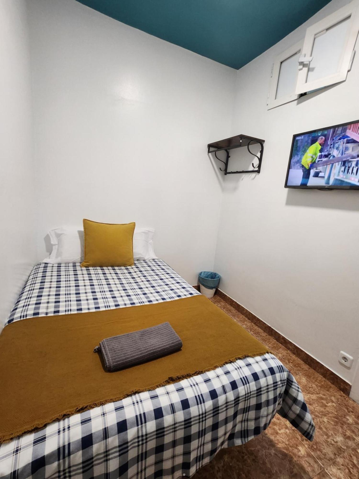 M-A Catrachos Rooms مدريد المظهر الخارجي الصورة