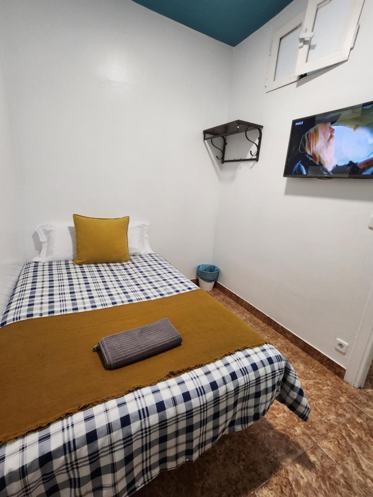 M-A Catrachos Rooms مدريد المظهر الخارجي الصورة