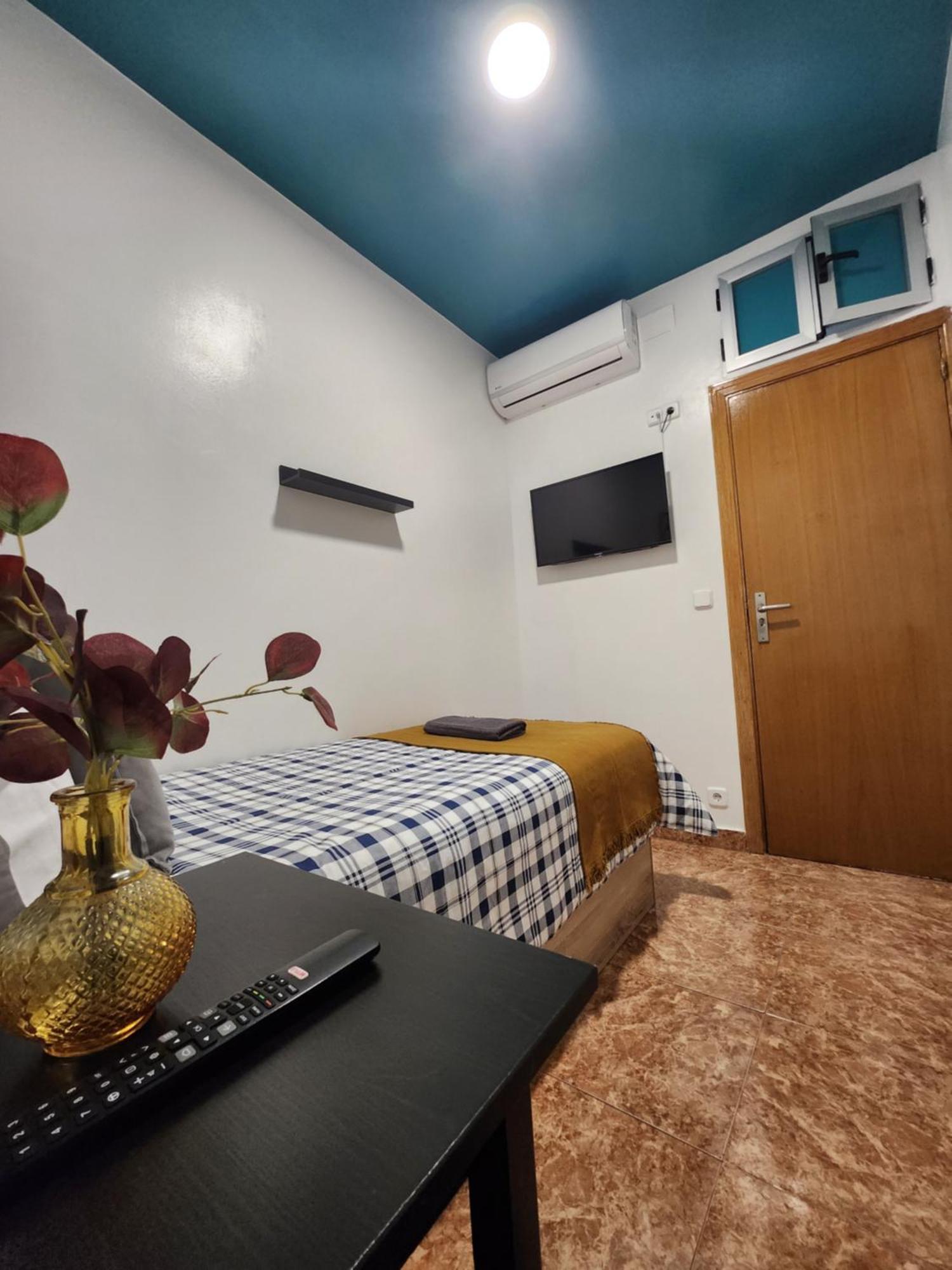 M-A Catrachos Rooms مدريد المظهر الخارجي الصورة